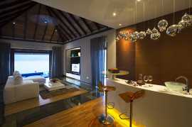 Разнообразие вилл в Velassaru Maldives